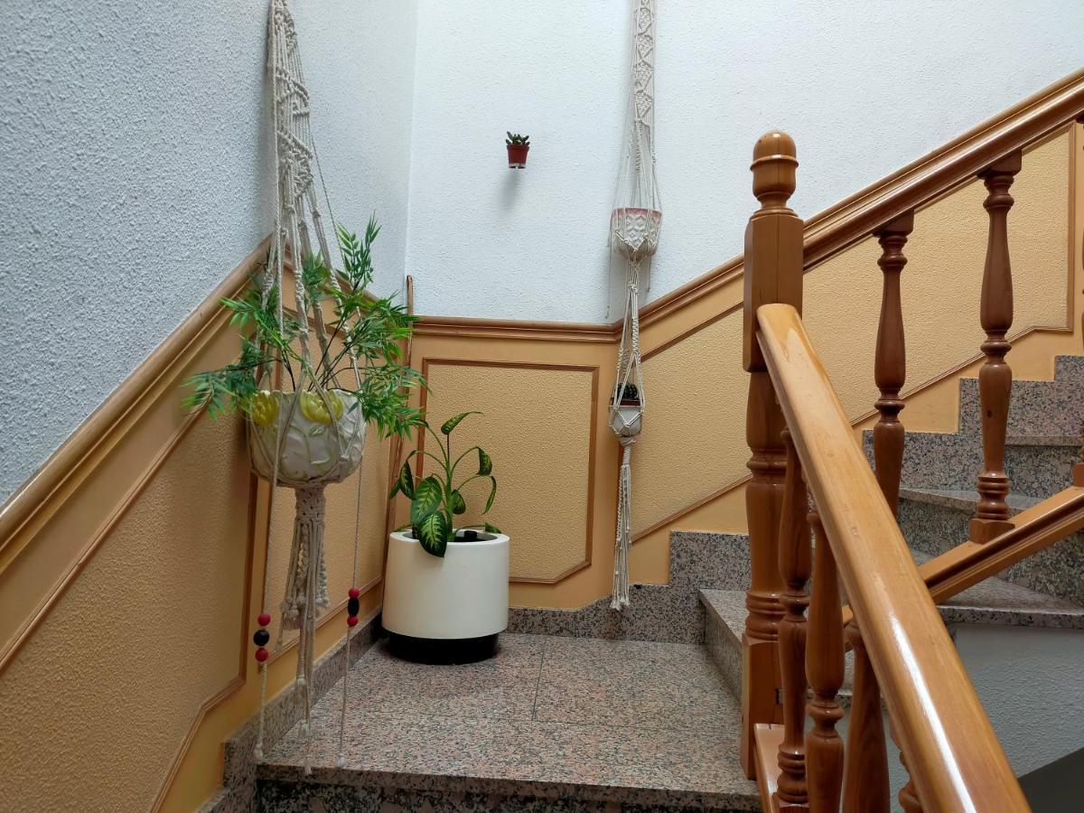 Apartamento En El Casco Antiguo De Понферрада Экстерьер фото